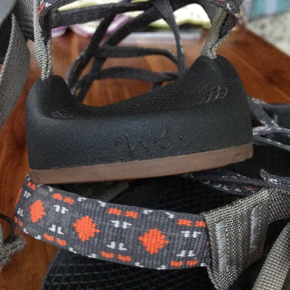 Chacos with toe strap - Picture 3 of 4